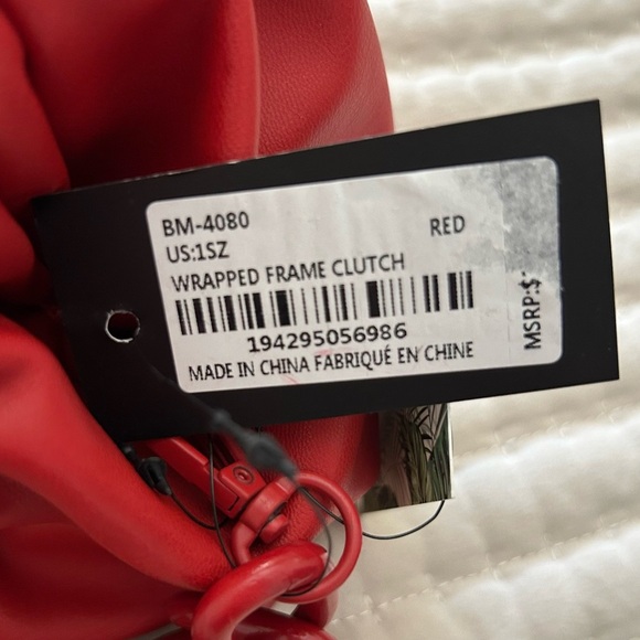 NWT, Badgley Mischka Red Shoulder Handbag Wrapped Frame Clutch Chain Strap - Picture 13 of 14